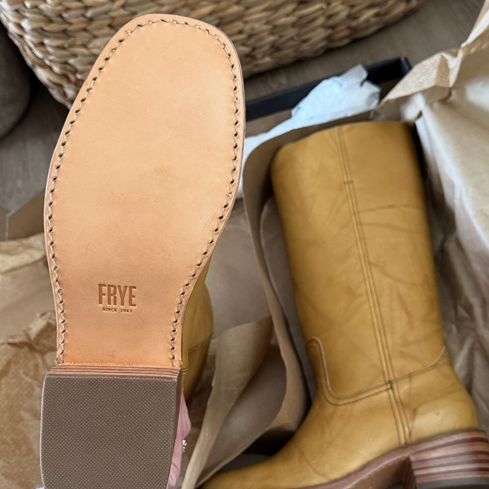 Frye and Co. - Campus Boot - Picture 4 of 5